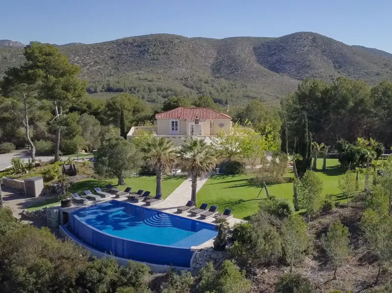 Villa Javier