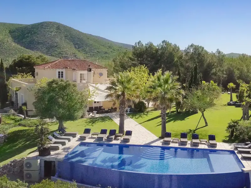 Villa Javier