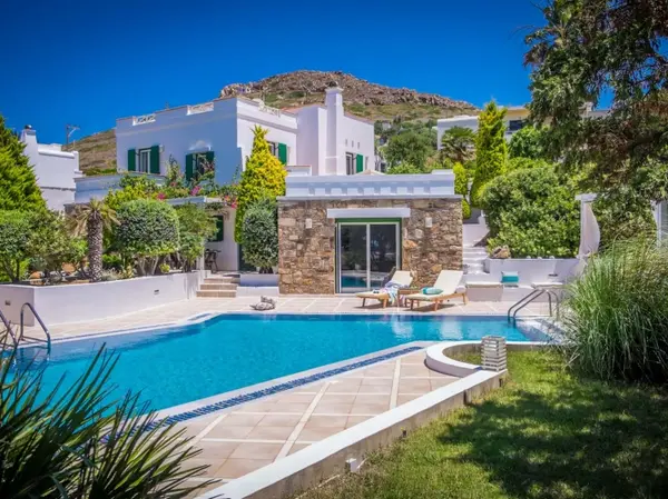 Discover greece Villa Rentals